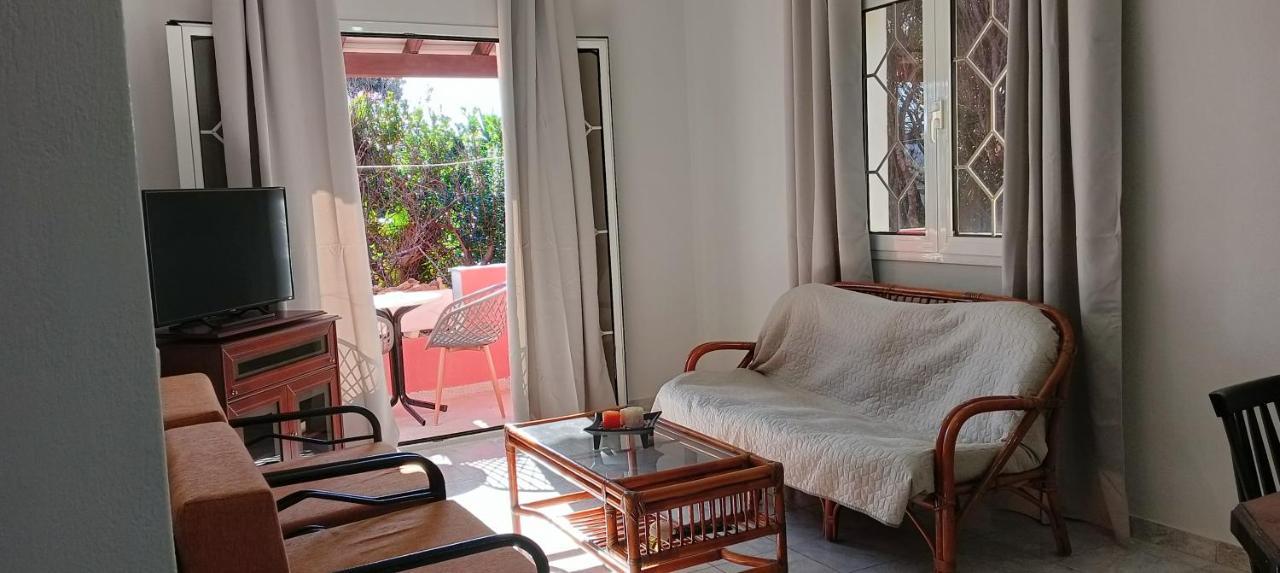 Alonaki Bay Apartment Halikounas Ngoại thất bức ảnh