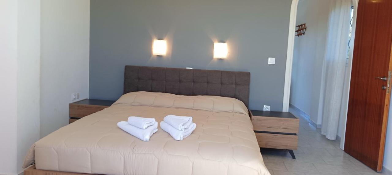 Alonaki Bay Apartment Halikounas Ngoại thất bức ảnh