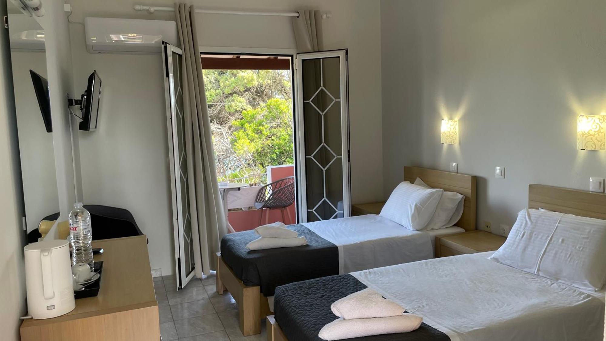 Alonaki Bay Apartment Halikounas Ngoại thất bức ảnh
