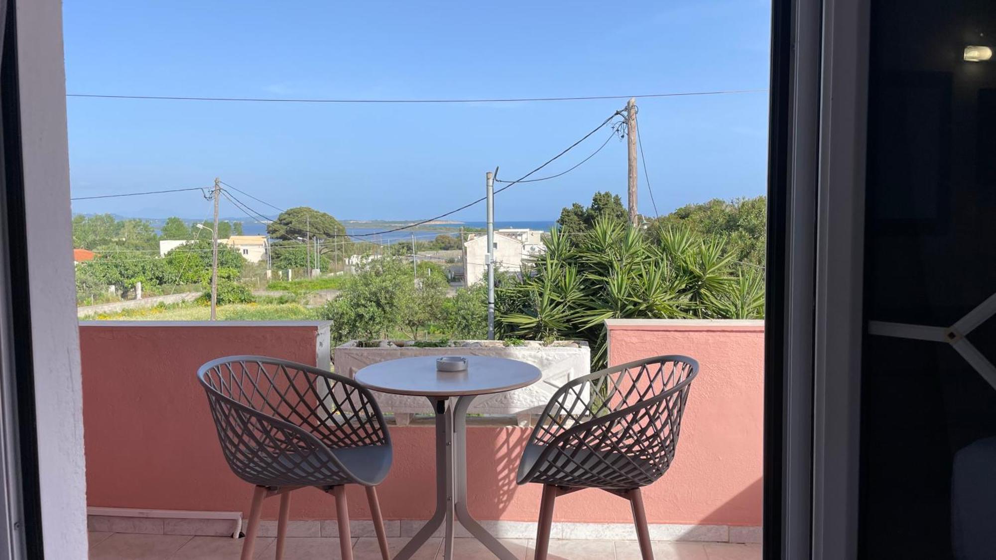 Alonaki Bay Apartment Halikounas Ngoại thất bức ảnh