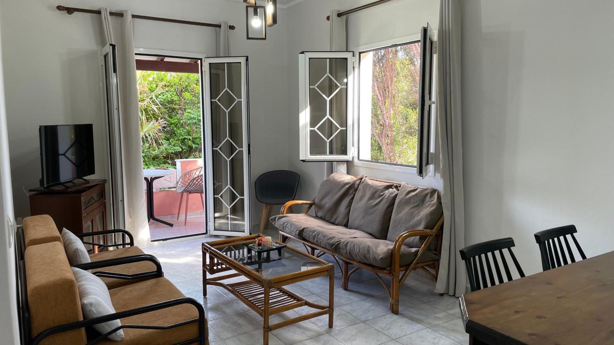 Alonaki Bay Apartment Halikounas Ngoại thất bức ảnh